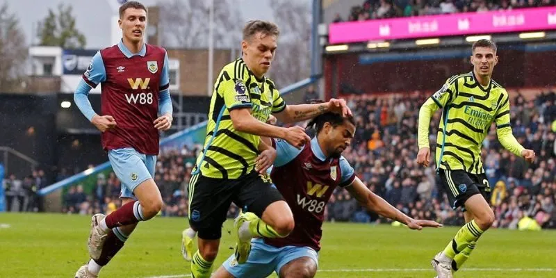 Burnley vs Arsenal đang thể hiện tốt gần đây